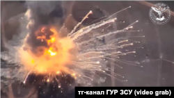 Український ракетний комплекс «Нептун» знищив новітній російський комплекс ПП С-400 «Тріумф», район Євпаторії, Крим