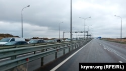 Затор на в'їзді у Керч перед Кримським мостом, Крим, 9 жовтня 2022 року