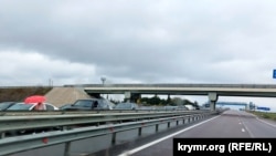 Затор перед Керченським мостом на в'їзді в Керч, Крим, 9 жовтня 2022 року