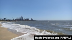 Вид на порт Бердянська, травень 2022 року