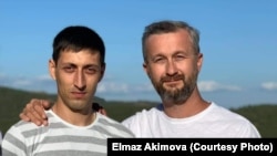 Асан Ахтемов (зліва) і Наріман Джелял (праворуч), Крим, архівне фото