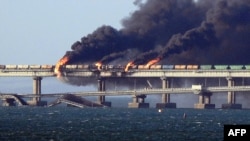 Крим. Пожежа на Керченському мосту внаслідок вибуху. 8 жовтня 2022